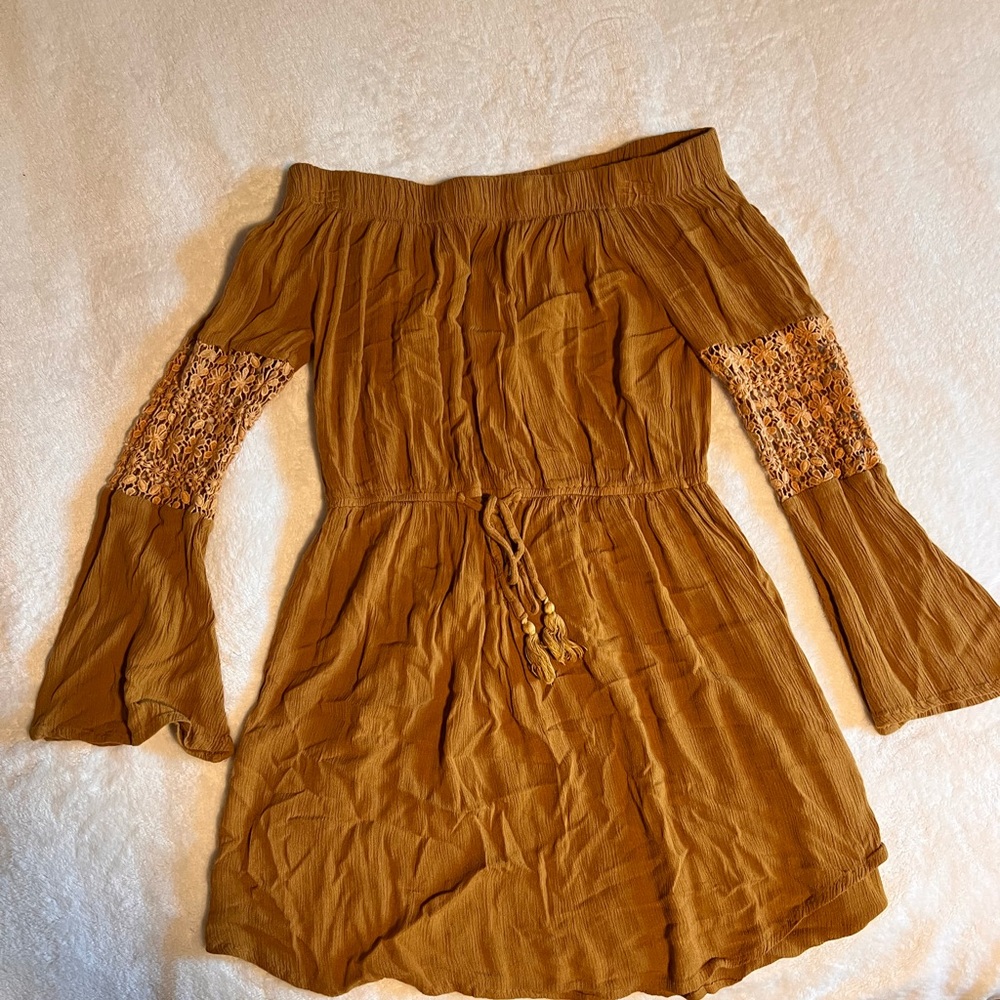 Off-Shoulder Dress with Lace Sleeves